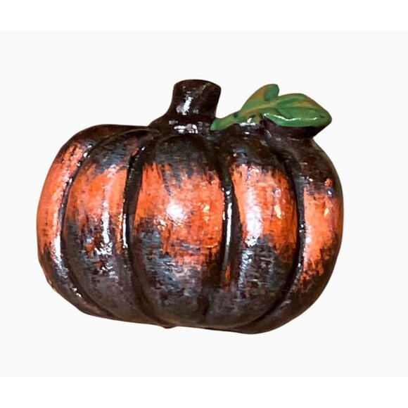 Fall Autumn Painted Pumpkin Lapel Pin Brooch - Picture 2 of 7